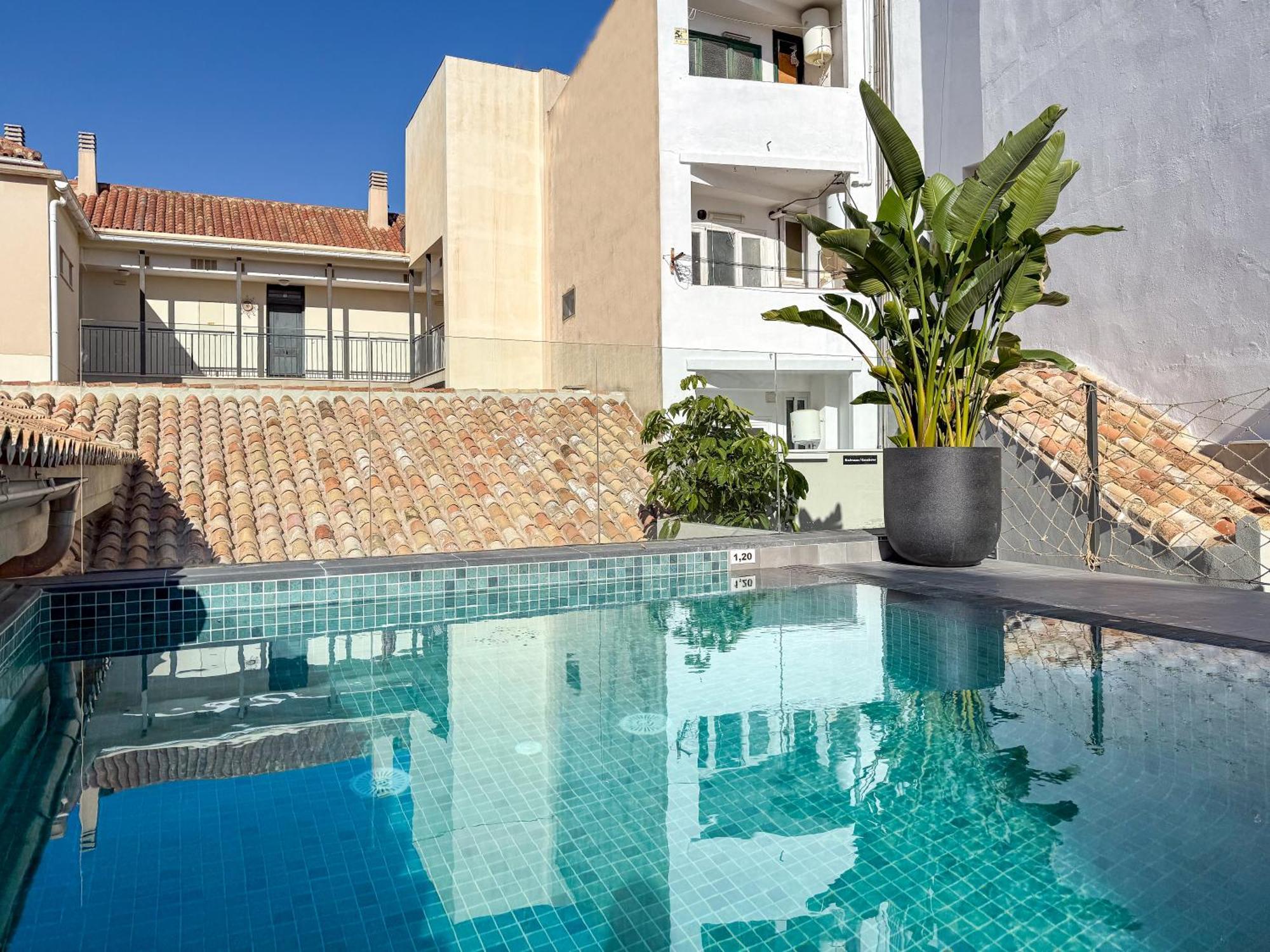 Coeo Hernan Ruiz Rooftop Pool Hostel Malaga Exterior photo