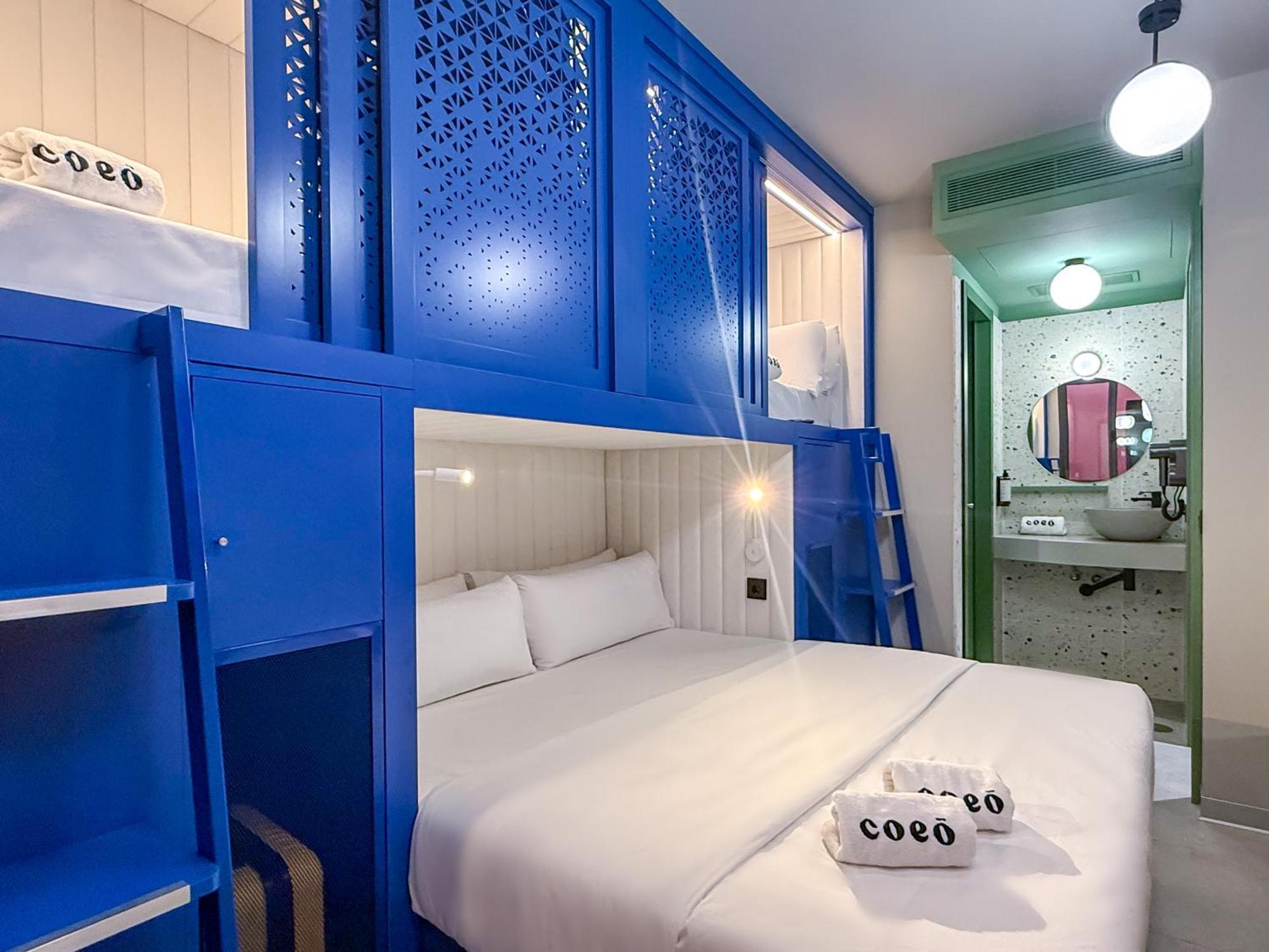 Coeo Hernan Ruiz Rooftop Pool Hostel Malaga Exterior photo
